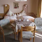 Pensión Gaestehaus Steininger 4*