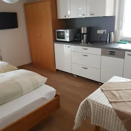 Pensjonat Gaestehaus Steininger 4*